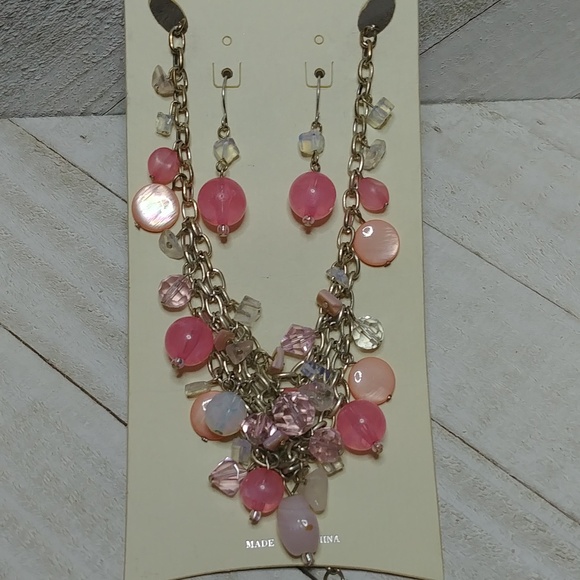 New Pink Beaded Necklace and Bracelet Set - Picture 7 of 7
